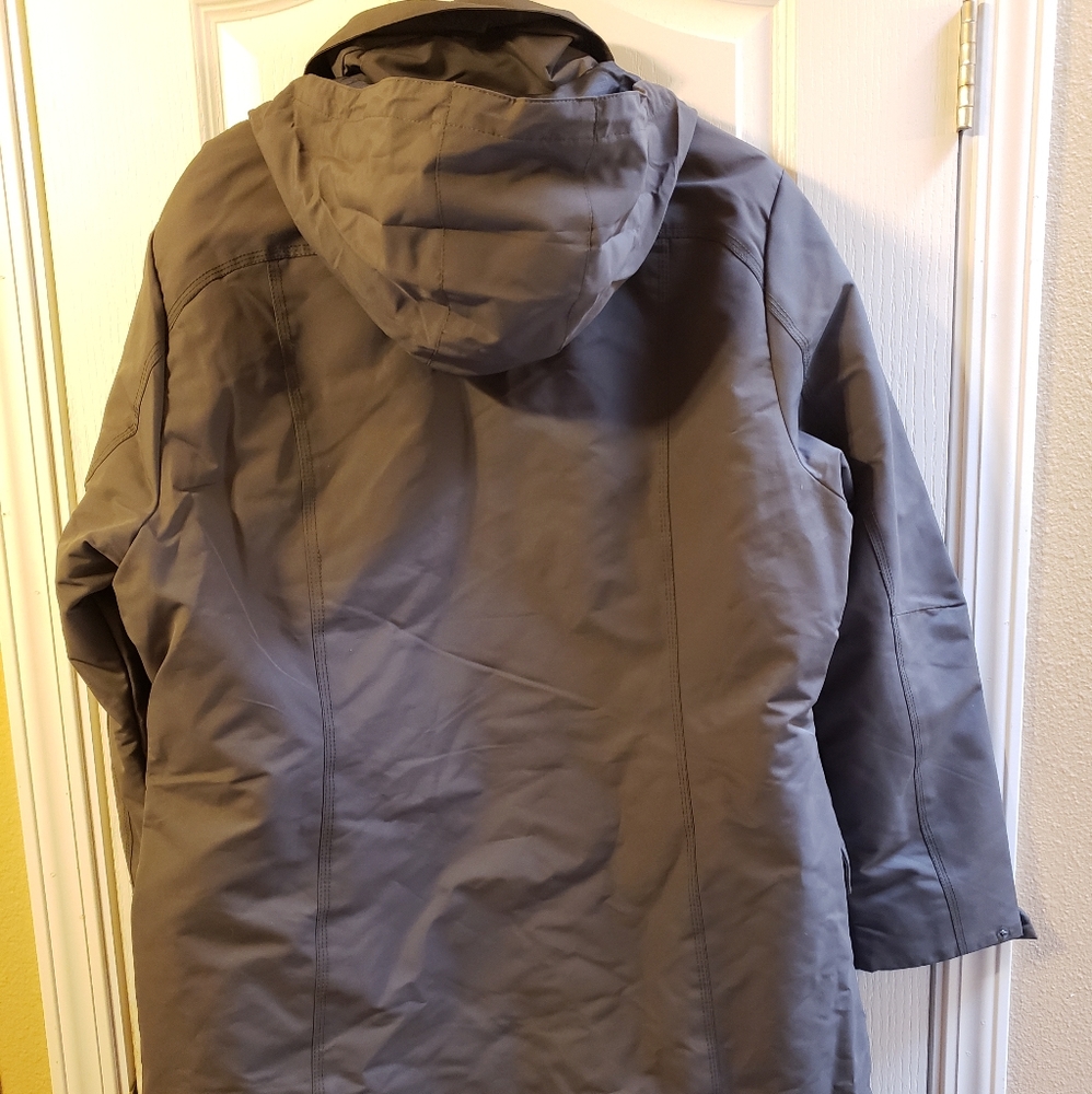 North End winter coat - Picture 7 of 8